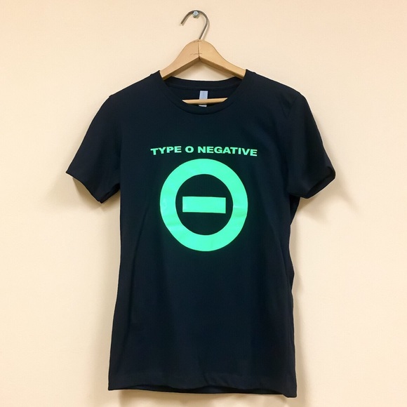 Hot Topic | Shirts | Mens Type O 